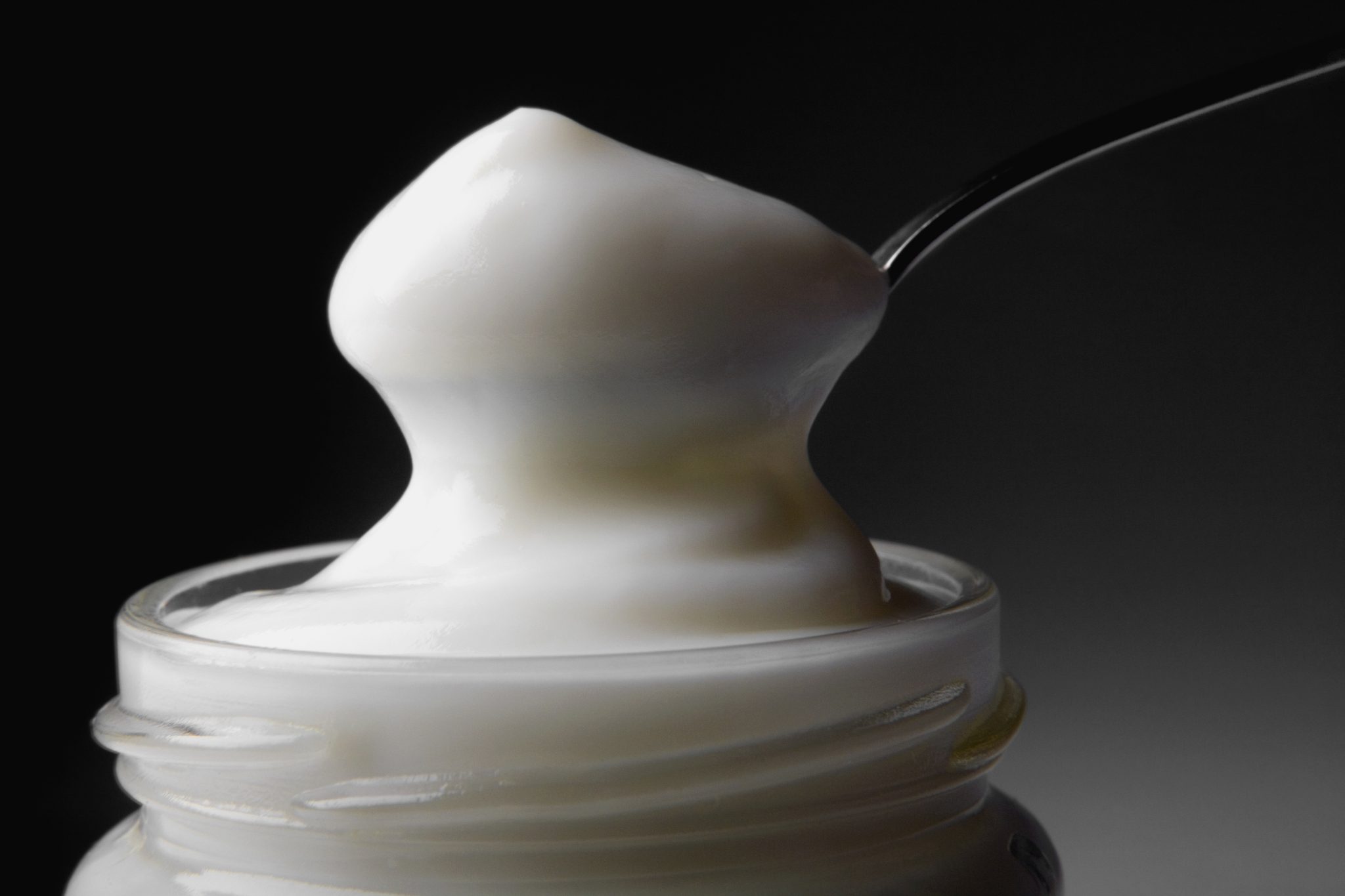 How is Mayonnaise Made? Discovery UK