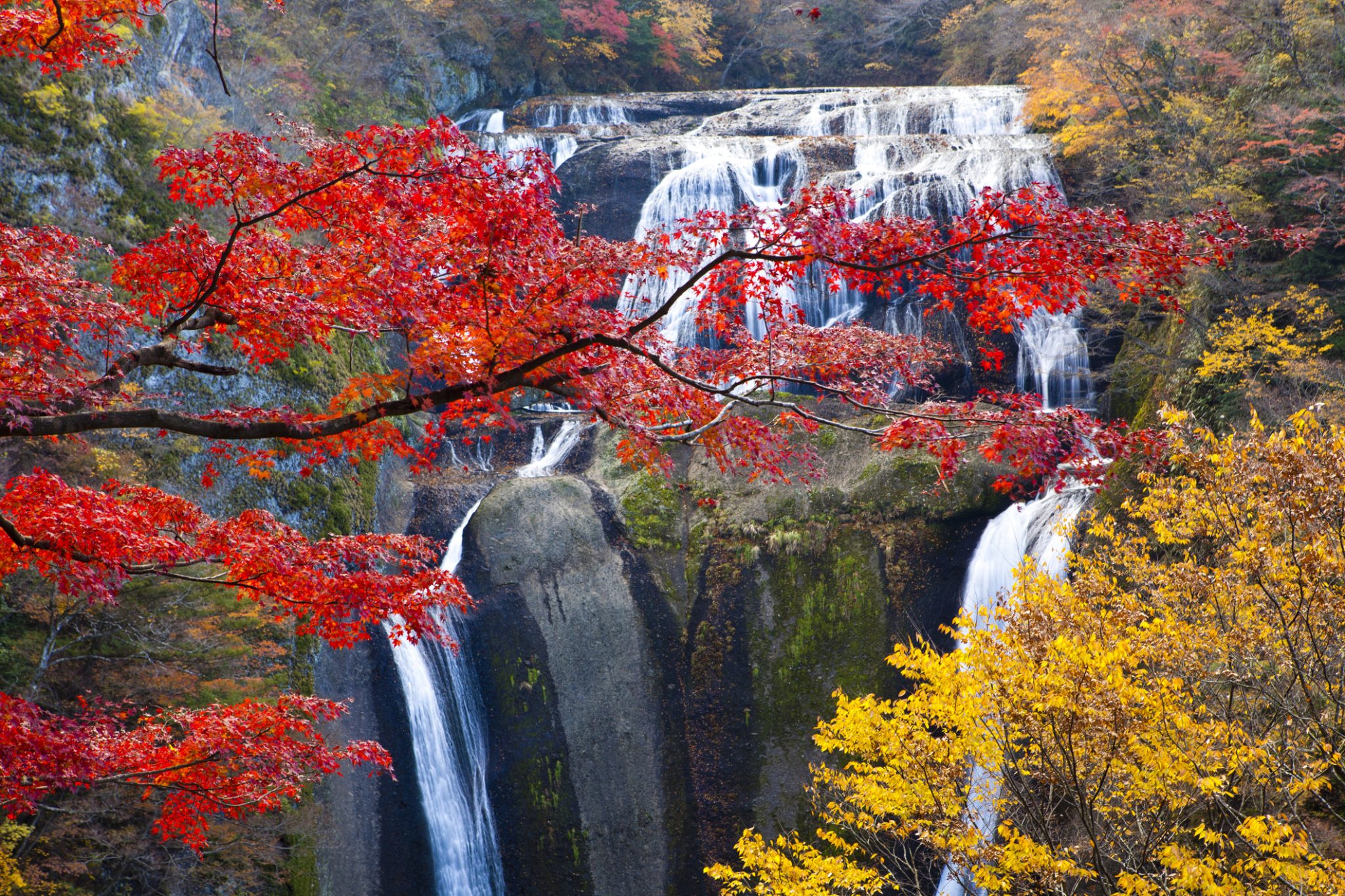 The Best Known Waterfalls in Japan Discovery UK