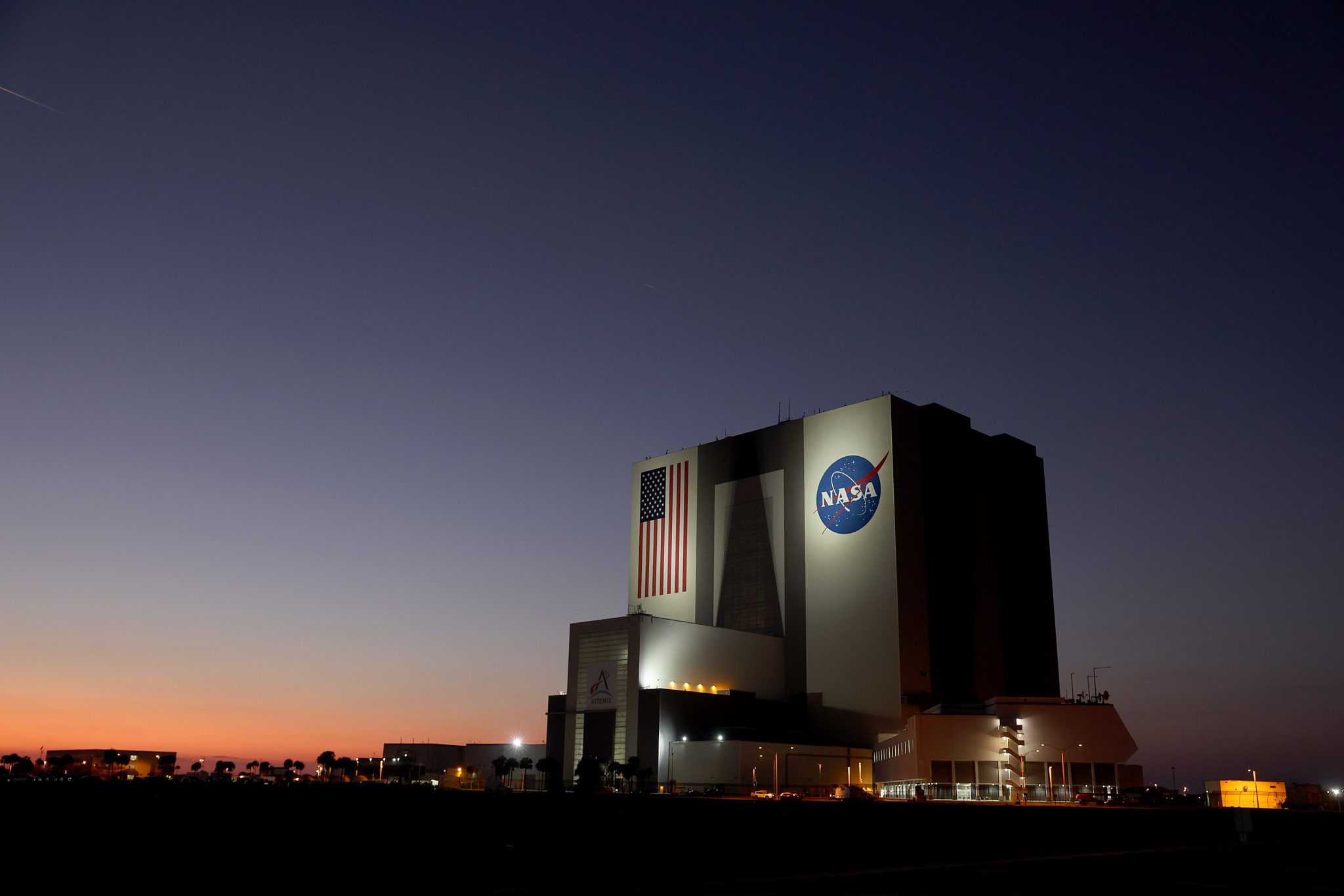 The Biggest Factory in the World Discovery UK