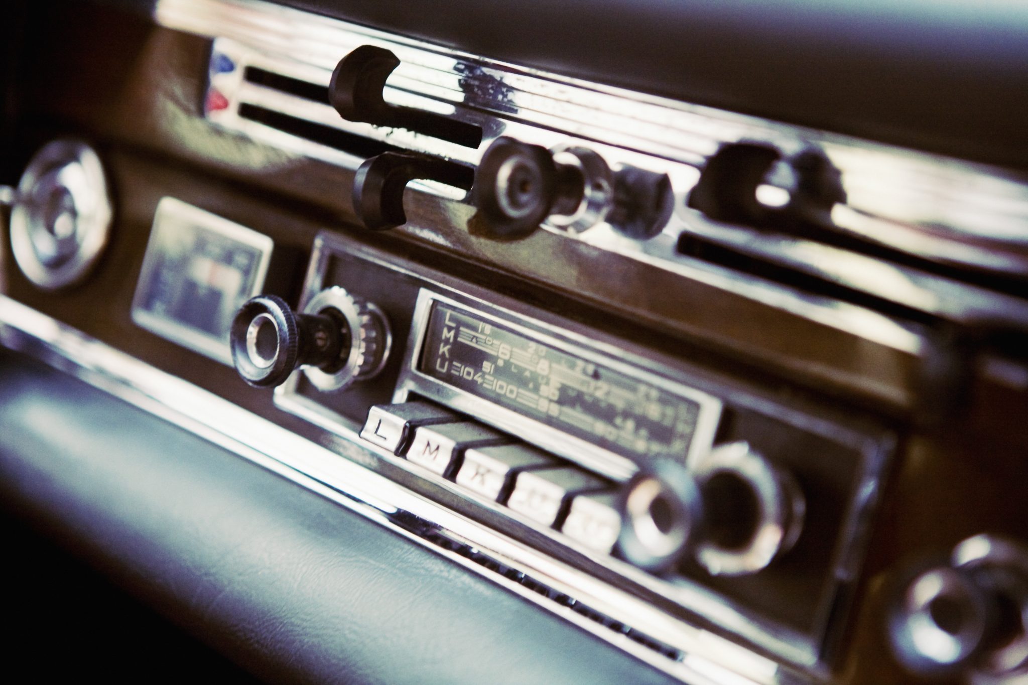 Tracing the History of Car Radios Discovery UK